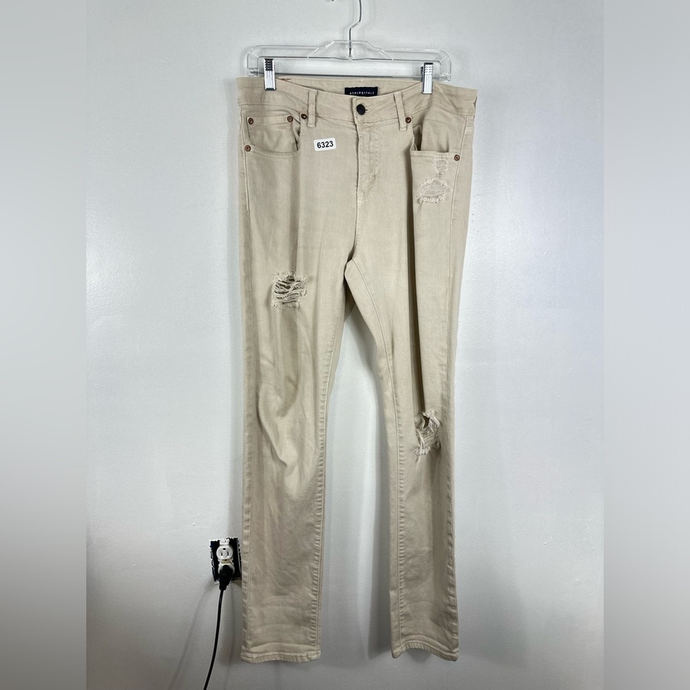 Aeropostale Skinny 3434 Mens 11 Rise 17W 34 Inseam Great Preowned Condition Aeropostale Skinny 3434 Mens 11 Rise 17W 34 Inseam Great Preowned Condition